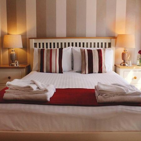 The Globe Inn Sampford Peverell الغرفة الصورة