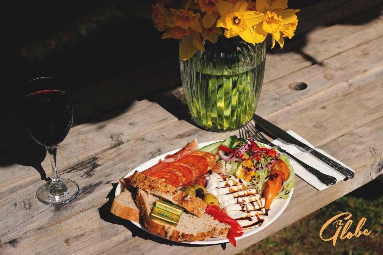 The Globe Inn Sampford Peverell المظهر الخارجي الصورة