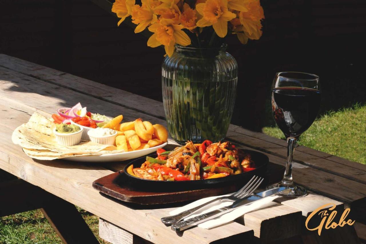 The Globe Inn Sampford Peverell المظهر الخارجي الصورة